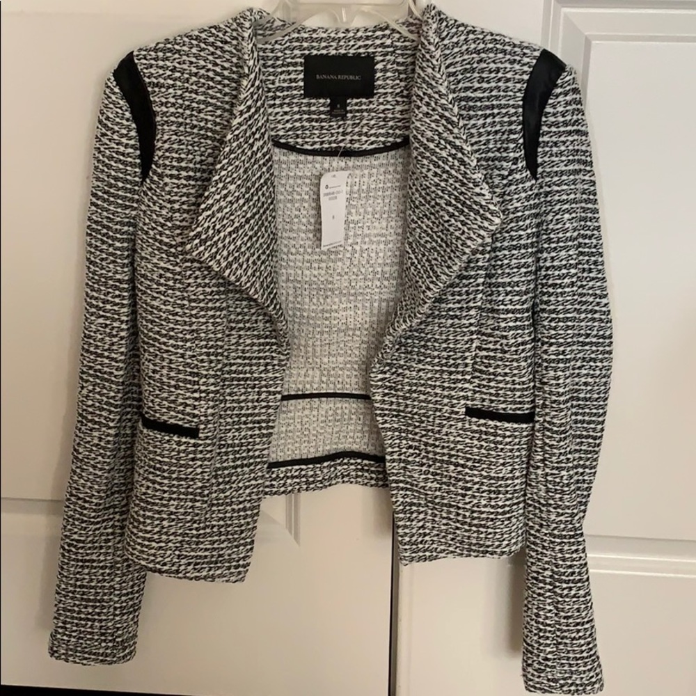 Banana Republic black and white blazer